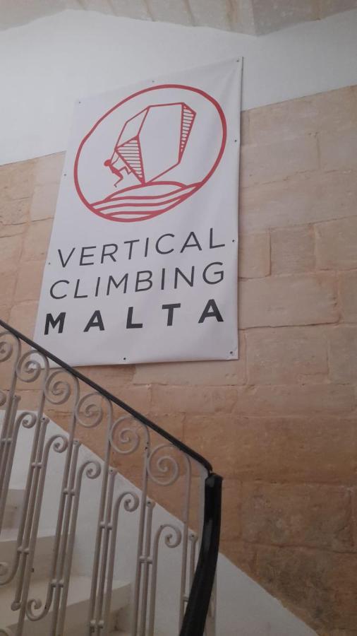 Vertical Climbing Malta Qrendi ภายนอก รูปภาพ