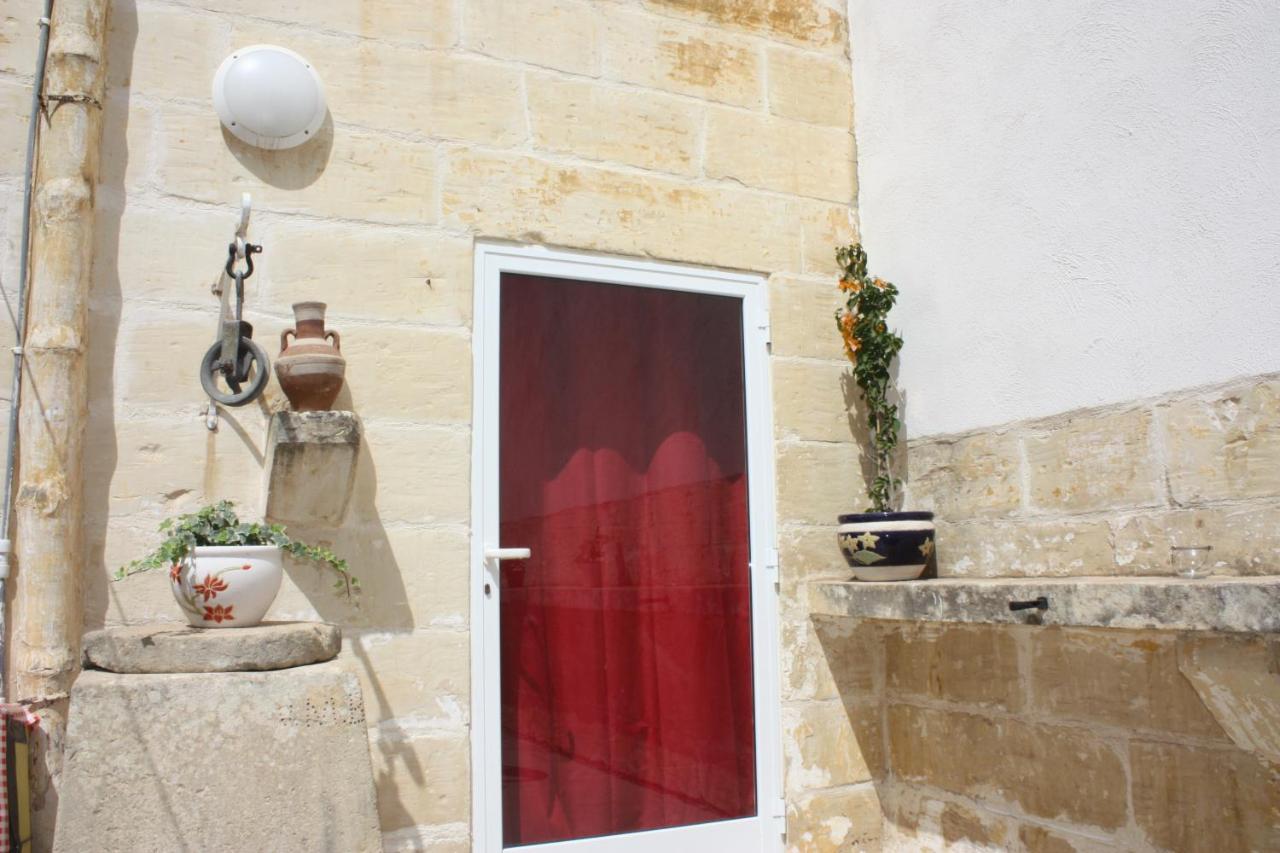 Vertical Climbing Malta Qrendi ภายนอก รูปภาพ